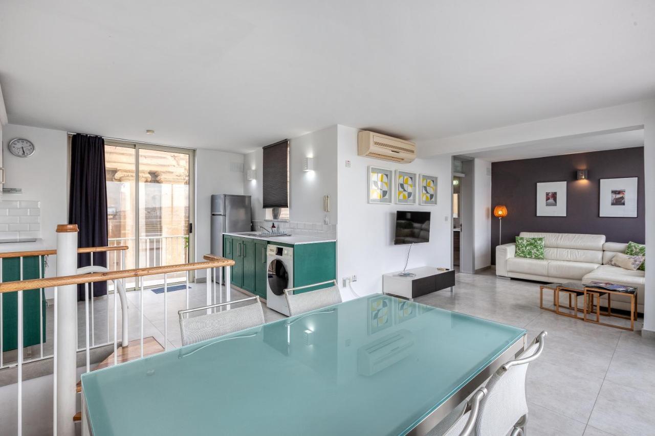 49/3 Seafront Duplex Penthouse In Valletta Bagian luar foto